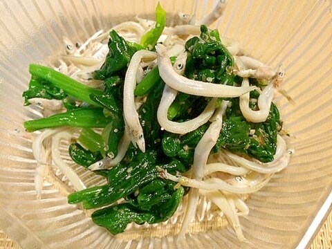 釜揚げしらすとほうれん草の和え物